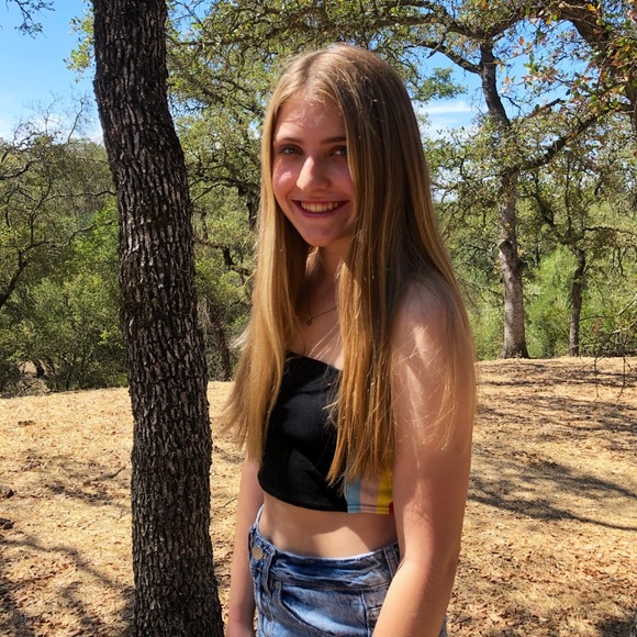 Meet your Posher, Amy - Picture 1 of 1